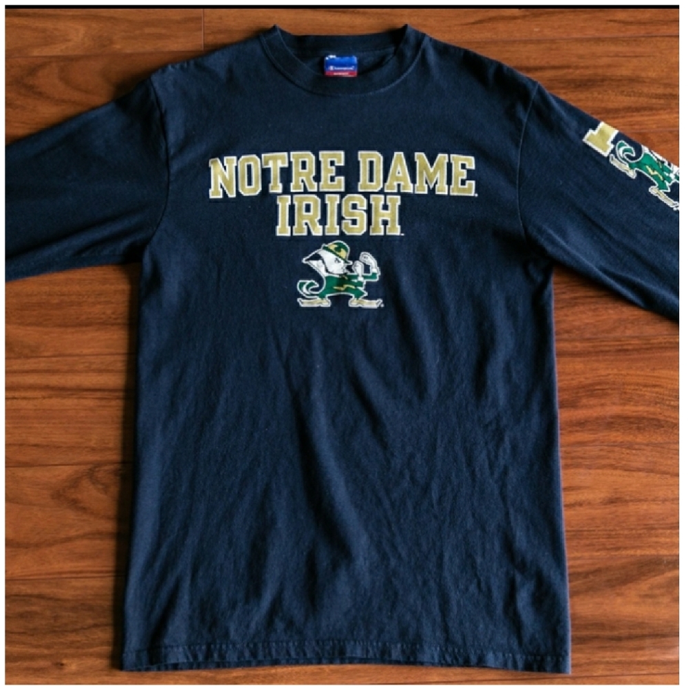 🎉 2/$38 🎉Notre Dame Champion Tee ☘